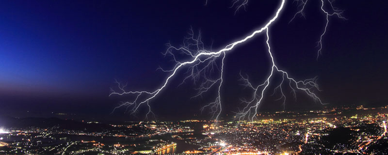 闪电1.jpg 闪电1.jpg