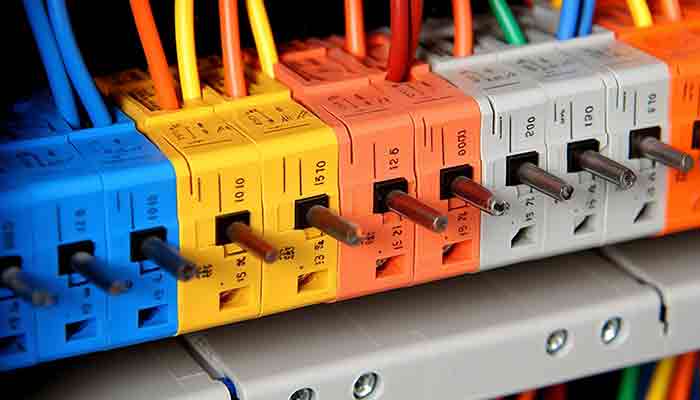 三色线.jpg 三色线.jpg